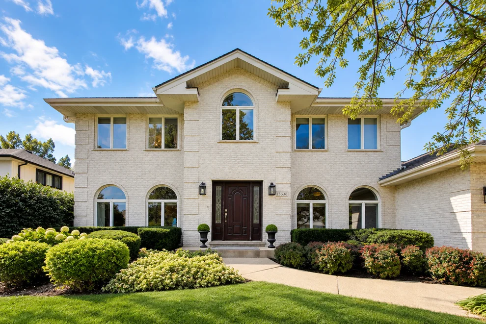 Unit for sale at 13636 S Shannon Drive, Homer Glen, IL 60491