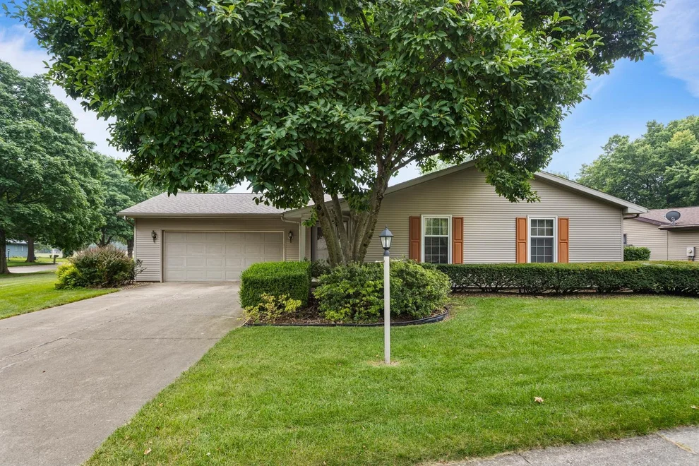 Unit for sale at 2107 Gunn Drive, Champaign, IL 61821