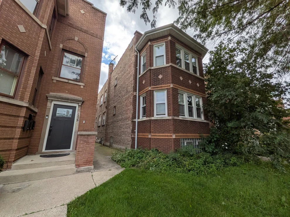Unit for sale at 1233 S 59th Avenue, Cicero, IL 60804
