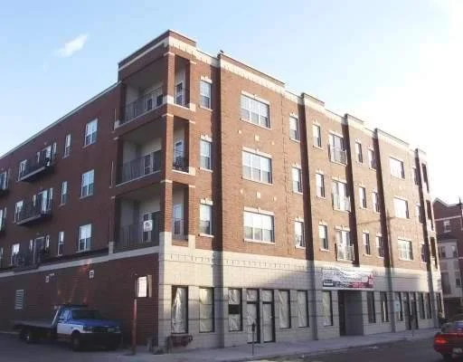 Unit for sale at 3000 W LAWRENCE, CHICAGO, IL 60625