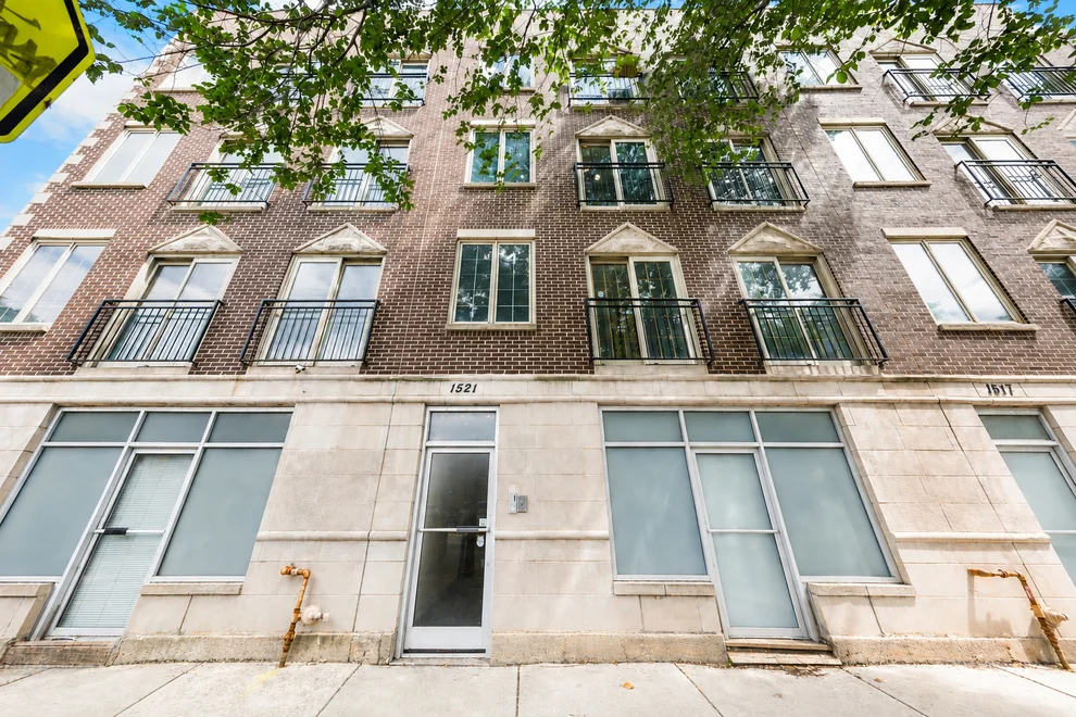 Unit for sale at 1521 N Ashland Avenue, Chicago, IL 60622