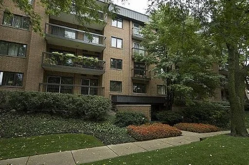 Unit for sale at 1695 SECOND, HIGHLAND PARK, IL 60035