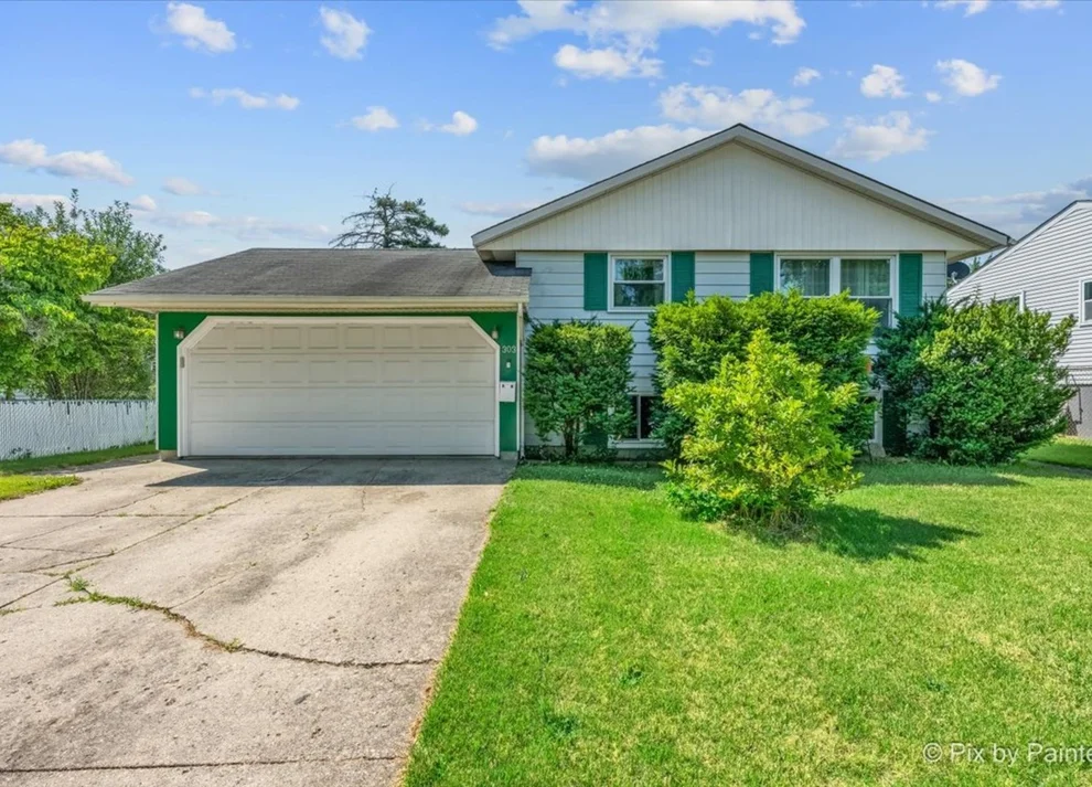 Unit for sale at 303 Marilyn Avenue, Glendale Heights, IL 60139