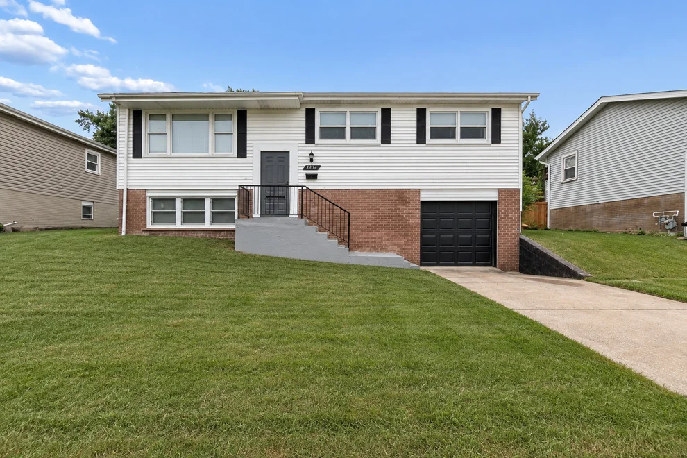 Unit for sale at 8836 Oakwood Drive, Hickory Hills, IL 60457