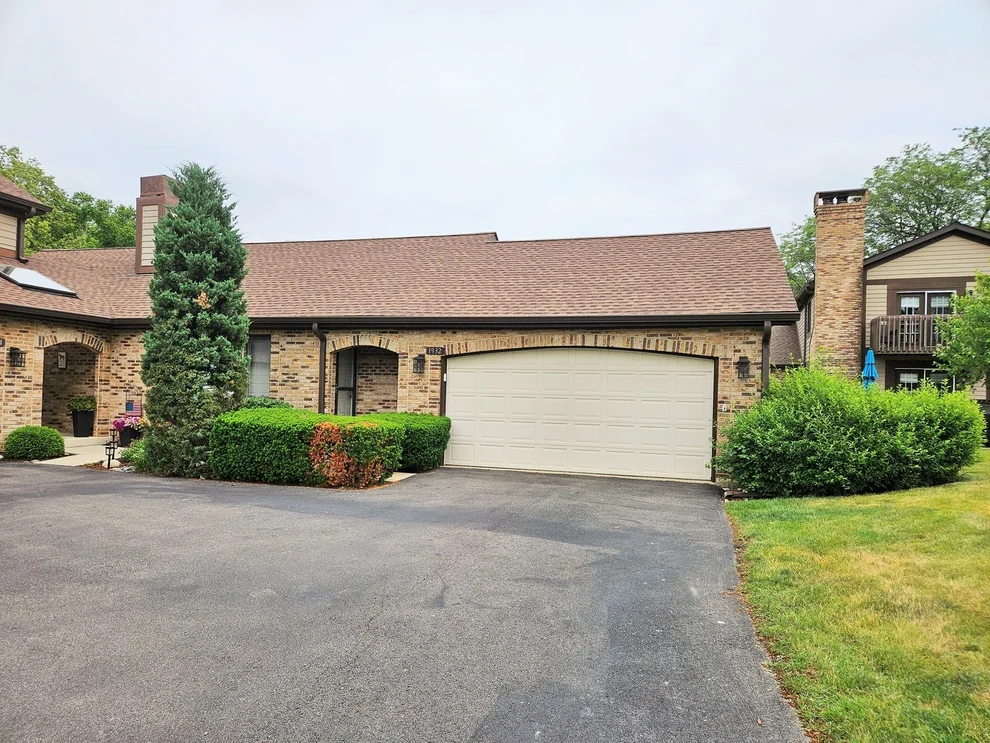 Unit for sale at 1932 Golf View Drive, Bartlett, IL 60103