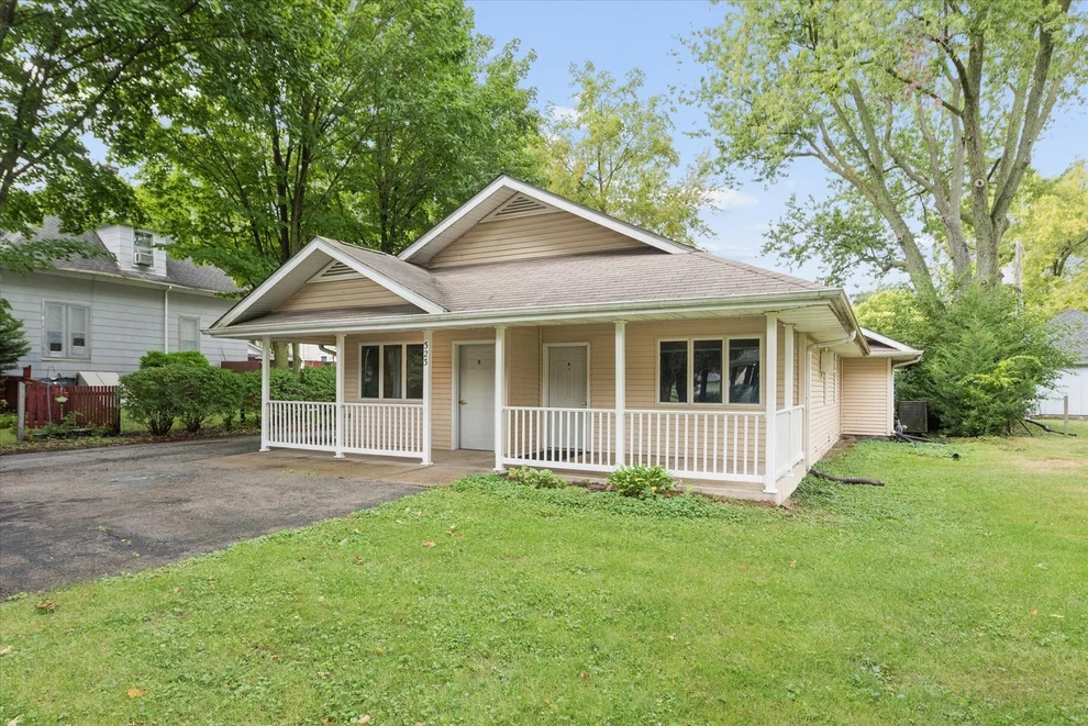 Unit for sale at 323 S 5th Street, DeKalb, IL 60115