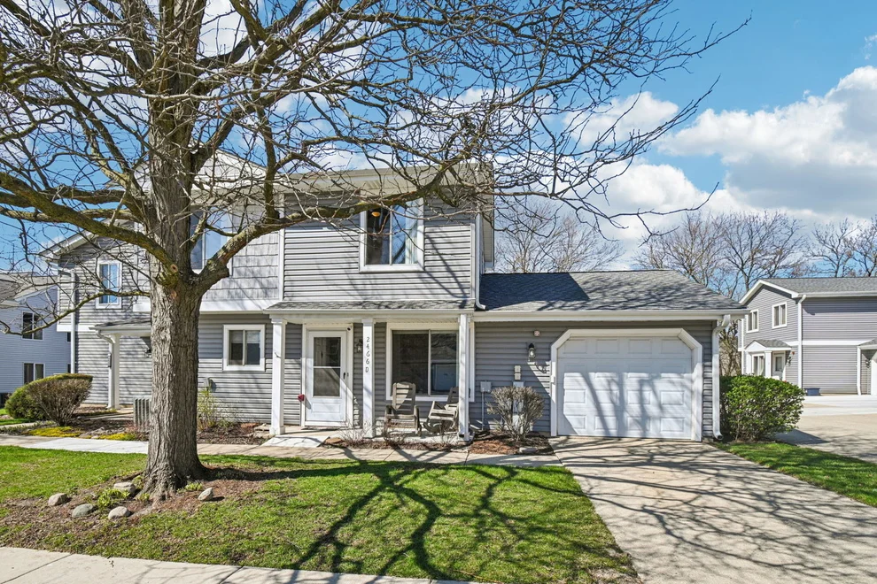 Unit for sale at 2466 BRUNSWICK Circle, Woodridge, IL 60517