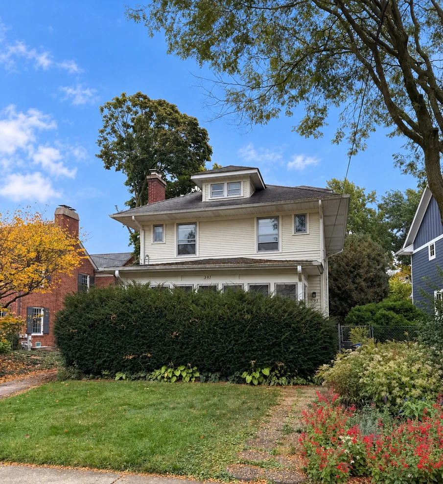 Unit for sale at 391 N Montclair Avenue, Glen Ellyn, IL 60137