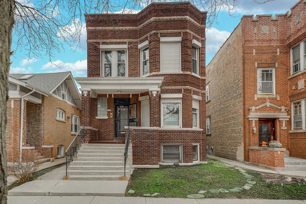 Unit for sale at 7227 S Michigan Avenue, Chicago, IL 60619