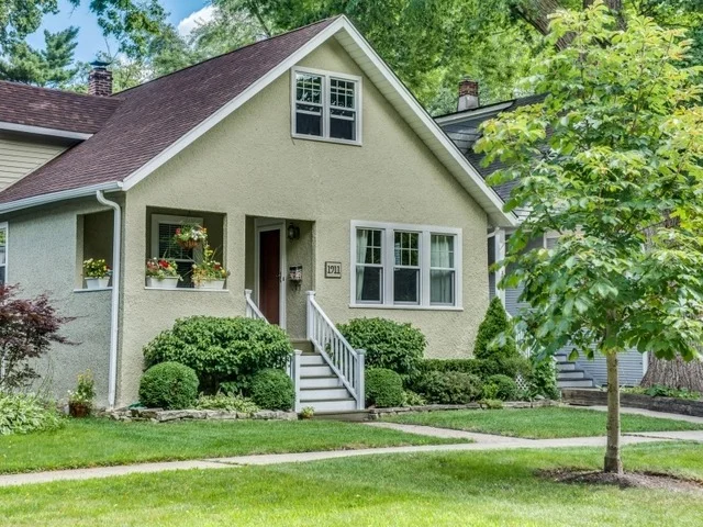 Unit for sale at 1911 NOYES Street, EVANSTON, IL 60201
