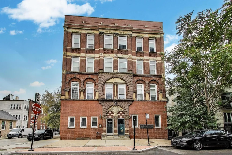 Unit for sale at 1521 N Paulina Street, Chicago, IL 60622
