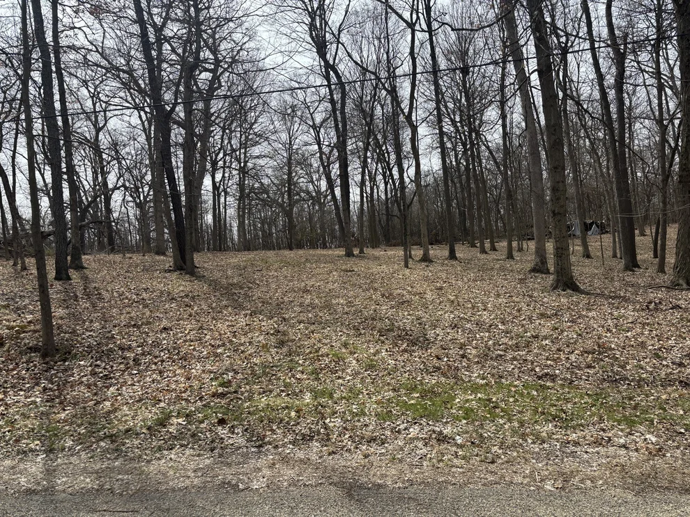 Unit for sale at 1729/1730/1731 Tanglewood Drive, Varna, IL 61375