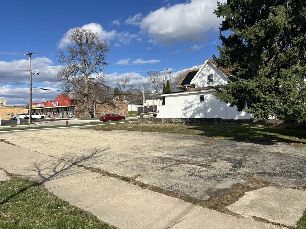 Unit for sale at 1200 S State Street, Lockport, IL 60441