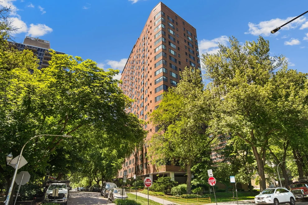 Unit for sale at 3100 N Lake Shore Drive, Chicago, IL 60657