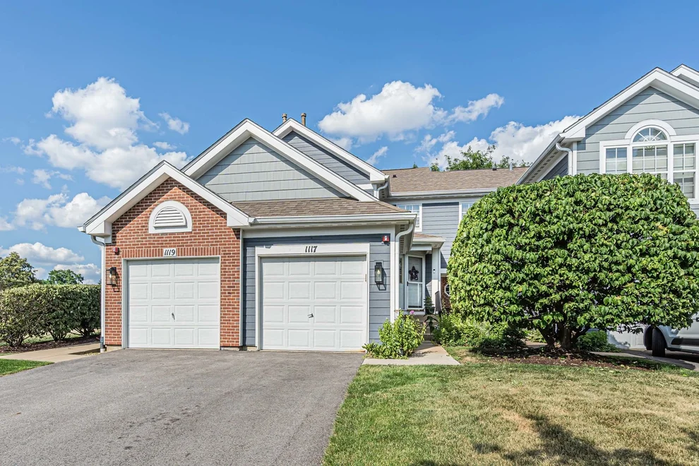 Unit for sale at 1117 KINGSTON Court, Glendale Heights, IL 60139