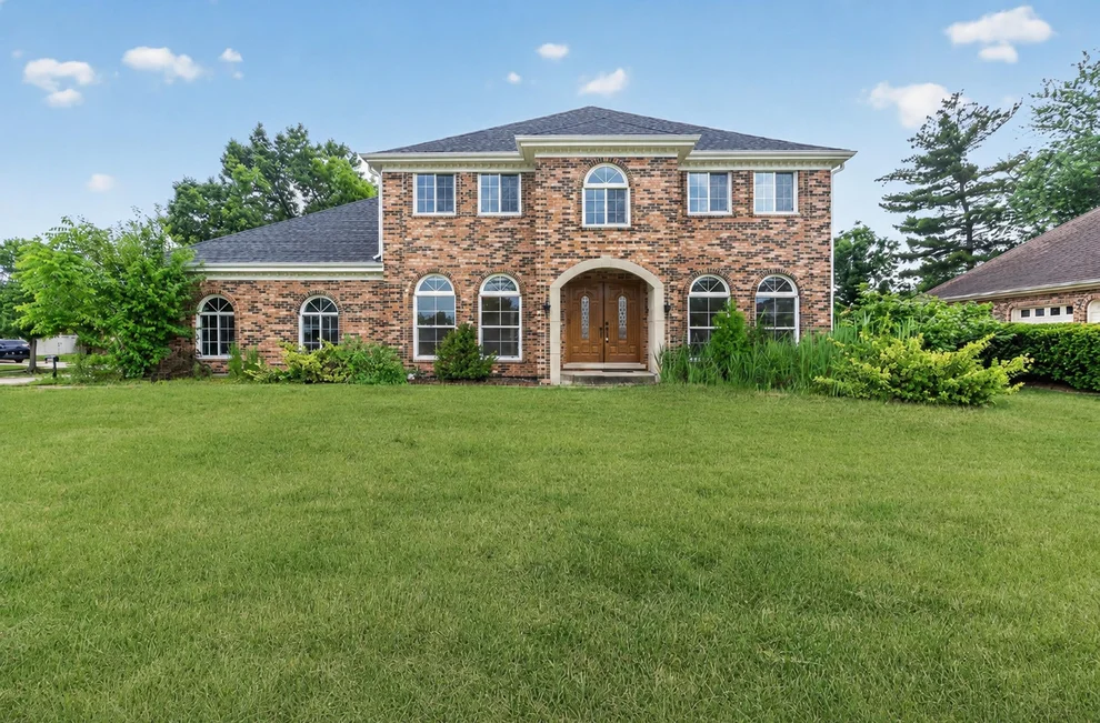 Unit for sale at 8415 Country Club Lane, Orland Park, IL 60462