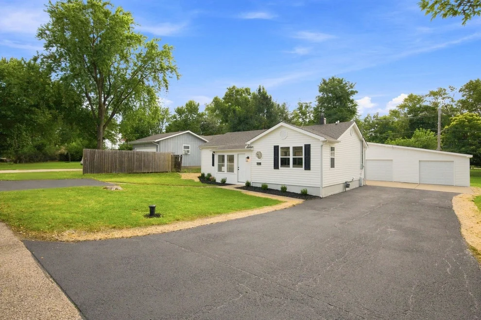 Unit for sale at 36891 N Carol Lane, Lake Villa, IL 60046