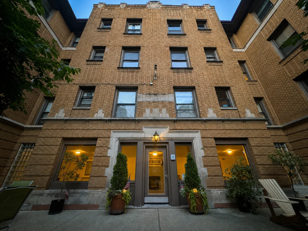 Unit for sale at 7715 N Hermitage Avenue, Chicago, IL 60626