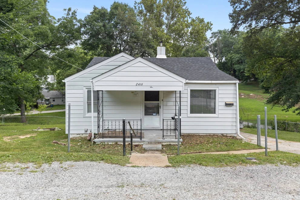 Unit for sale at 2416 Arthur Street, Alton, IL 62002