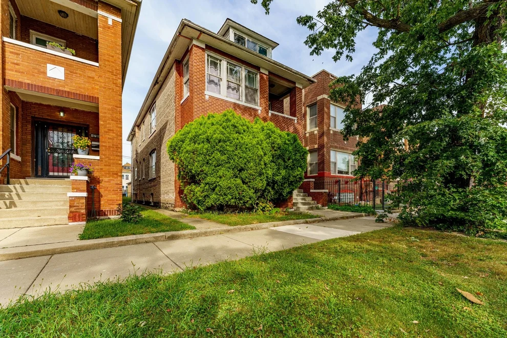 Unit for sale at 6734 S Maplewood Avenue, Chicago, IL 60629