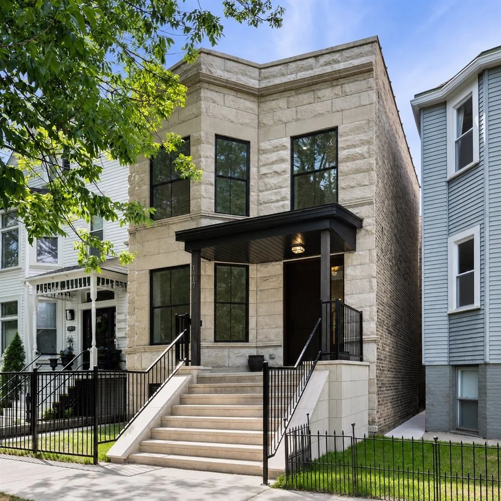 Unit for sale at 1917 W Cuyler Avenue, Chicago, IL 60613