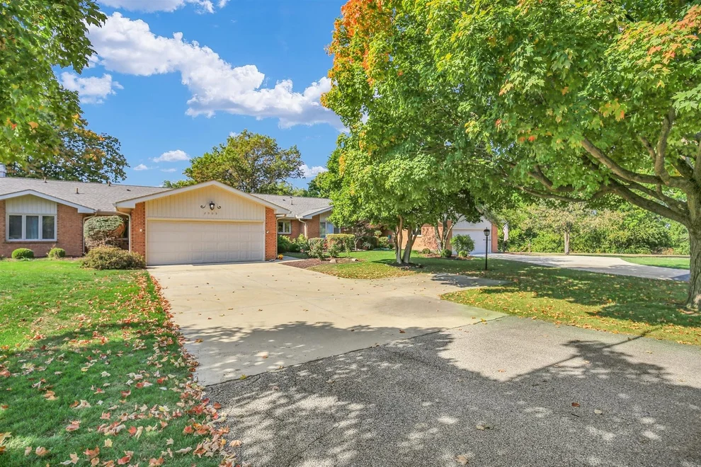 Unit for sale at 2003 S Duncan Road, Champaign, IL 61822