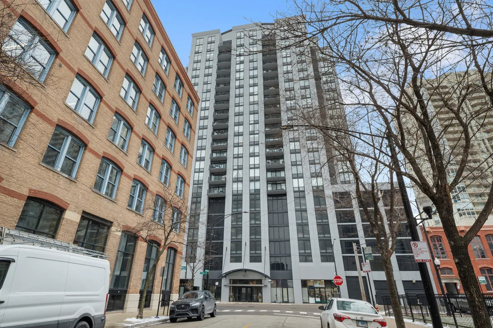 Unit for sale at 435 W Erie Street, Chicago, IL 60654