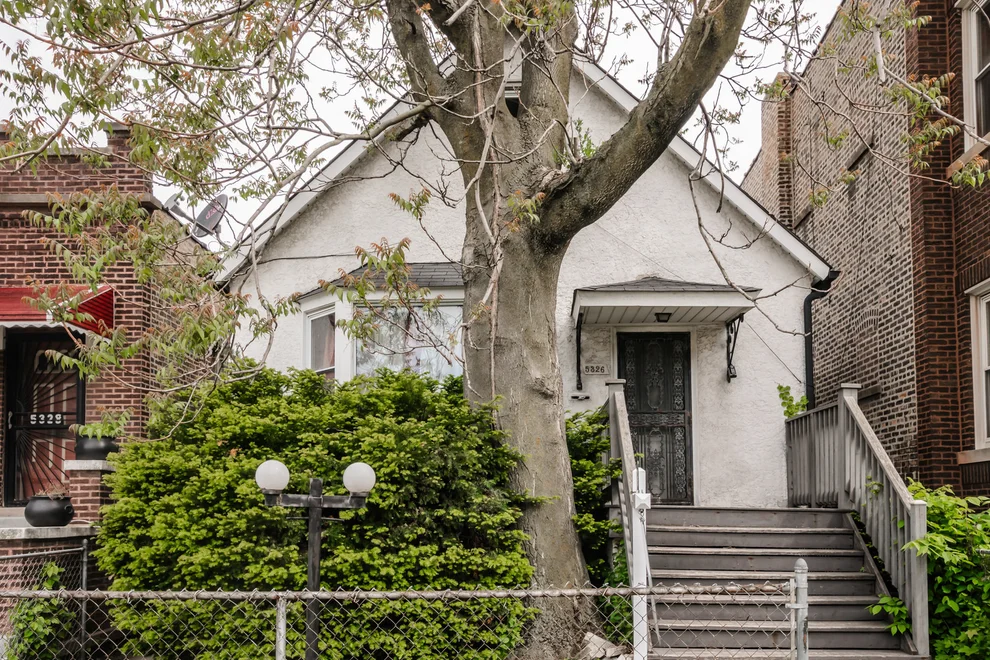Unit for sale at 5326 W Van Buren Avenue, Chicago, IL 60644
