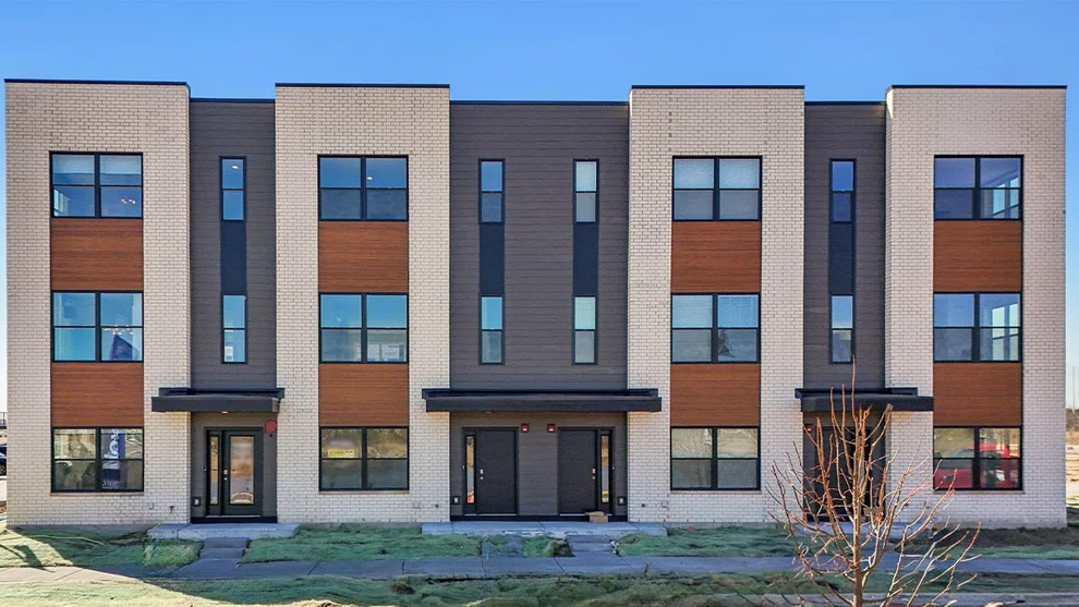 Unit for sale at 2221 Bayside Drive, Schaumburg, IL 60173
