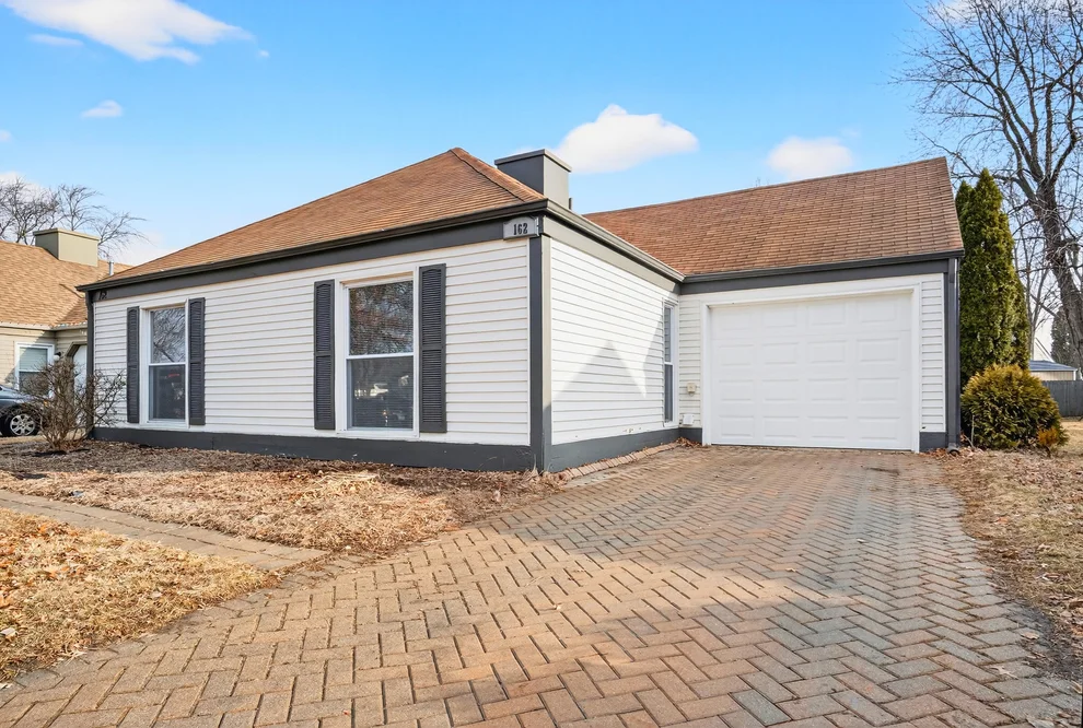 Unit for sale at 162 Heathgate Road, Montgomery, IL 60538