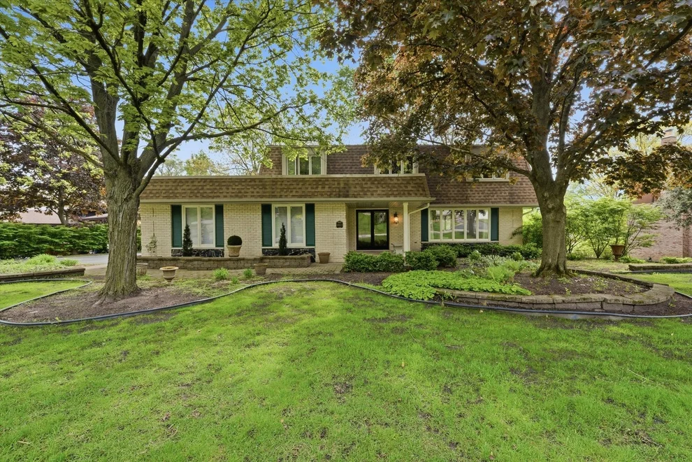 Unit for sale at 10023 S WOOD Lane, Palos Hills, IL 60465
