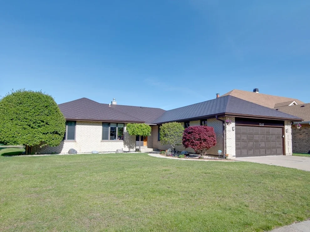 Unit for sale at 1245 Biscayne Drive, Elk Grove Village, IL 60007