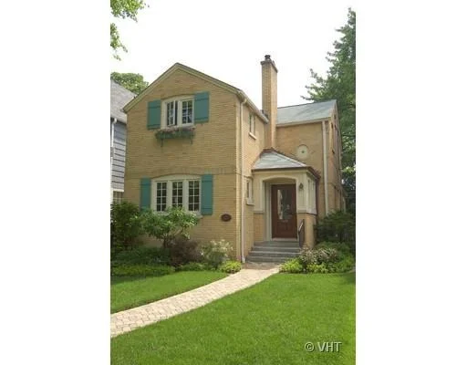 Unit for sale at 2337 N RIDGEWAY, EVANSTON, IL 60201