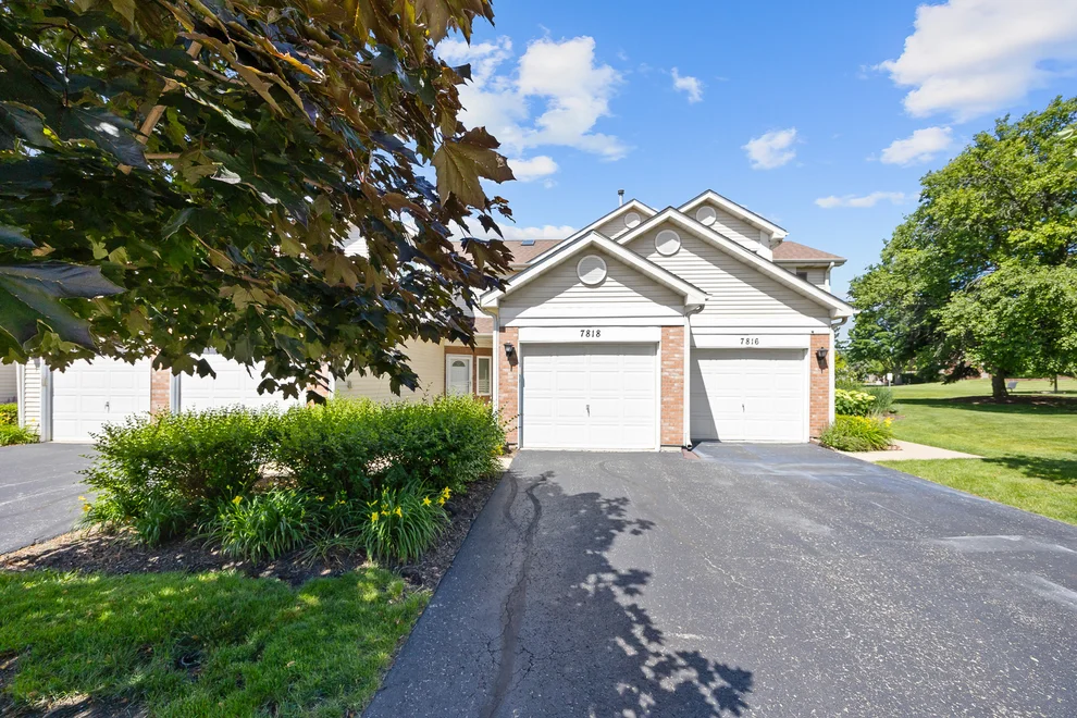 Unit for sale at 7818 Darien Lake Drive, Darien, IL 60561