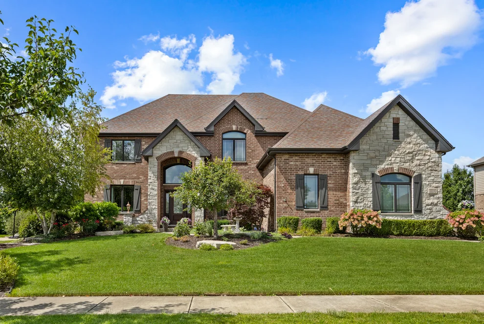 Unit for sale at 22232 Elise Boulevard, Frankfort, IL 60423