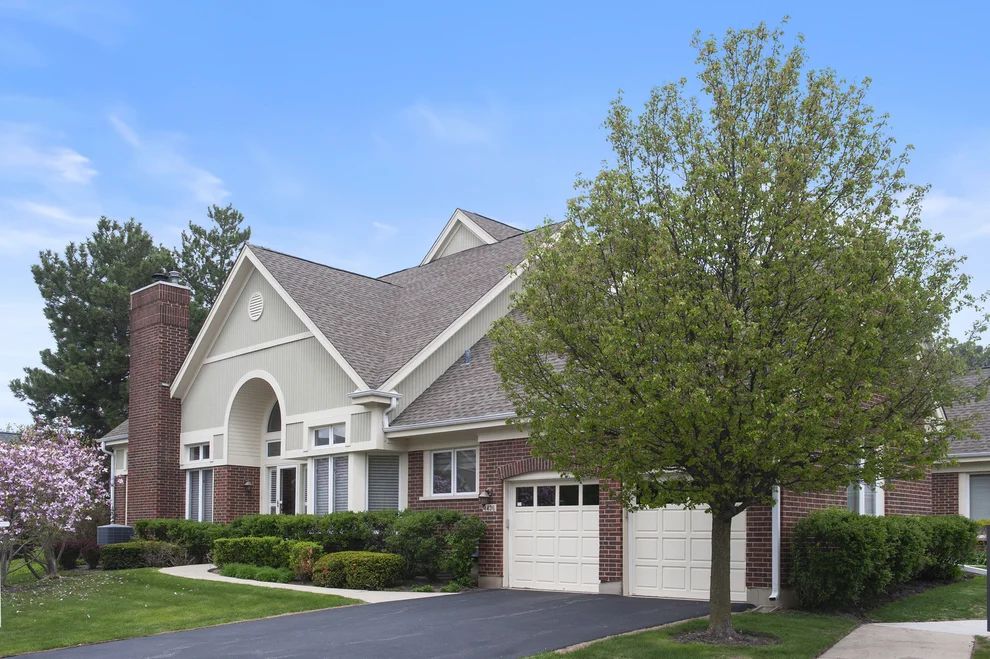 Unit for sale at 4436 Four Winds Lane, Northbrook, IL 60062