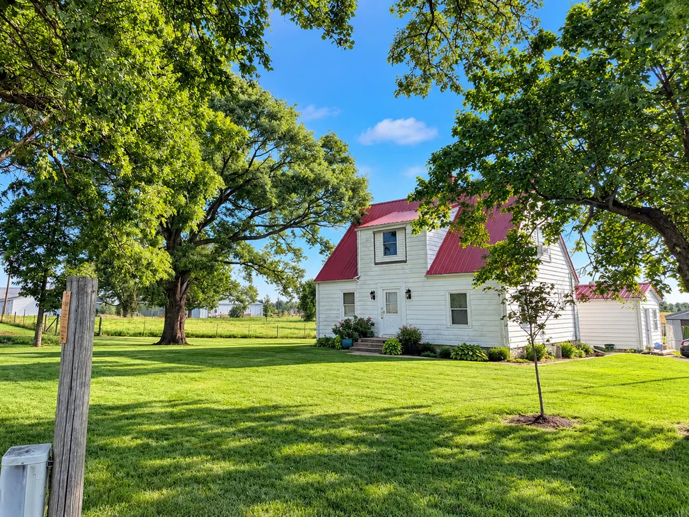 Unit for sale at 14335 Twin Grove Road, Bloomington, IL 61705