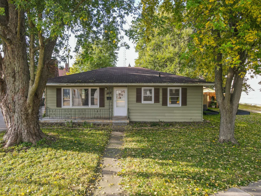 Unit for sale at 140 Section Line Road, Manteno, IL 60950
