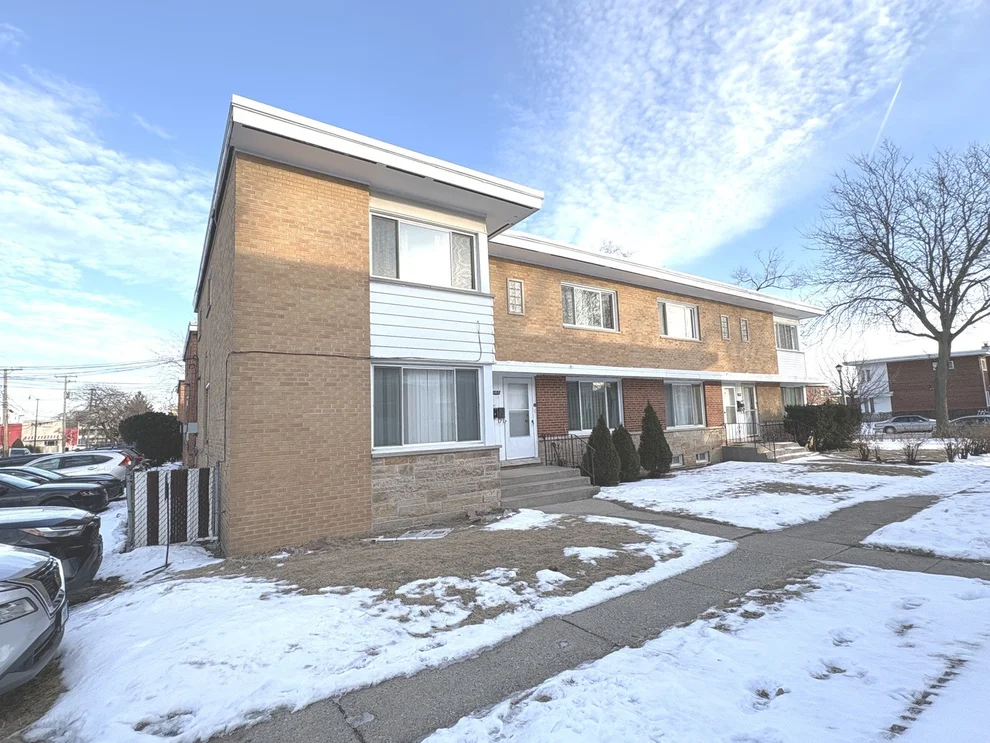 Unit for sale at 4864 Carol Street, Skokie, IL 60077