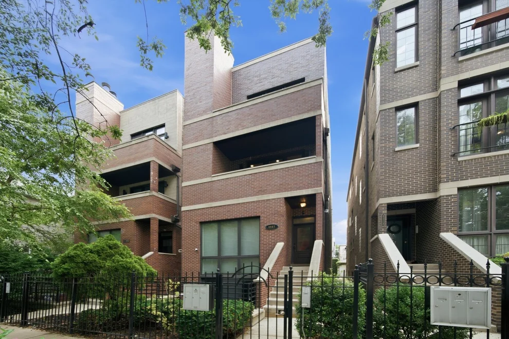 Unit for sale at 1117 N Wood Street, Chicago, IL 60622