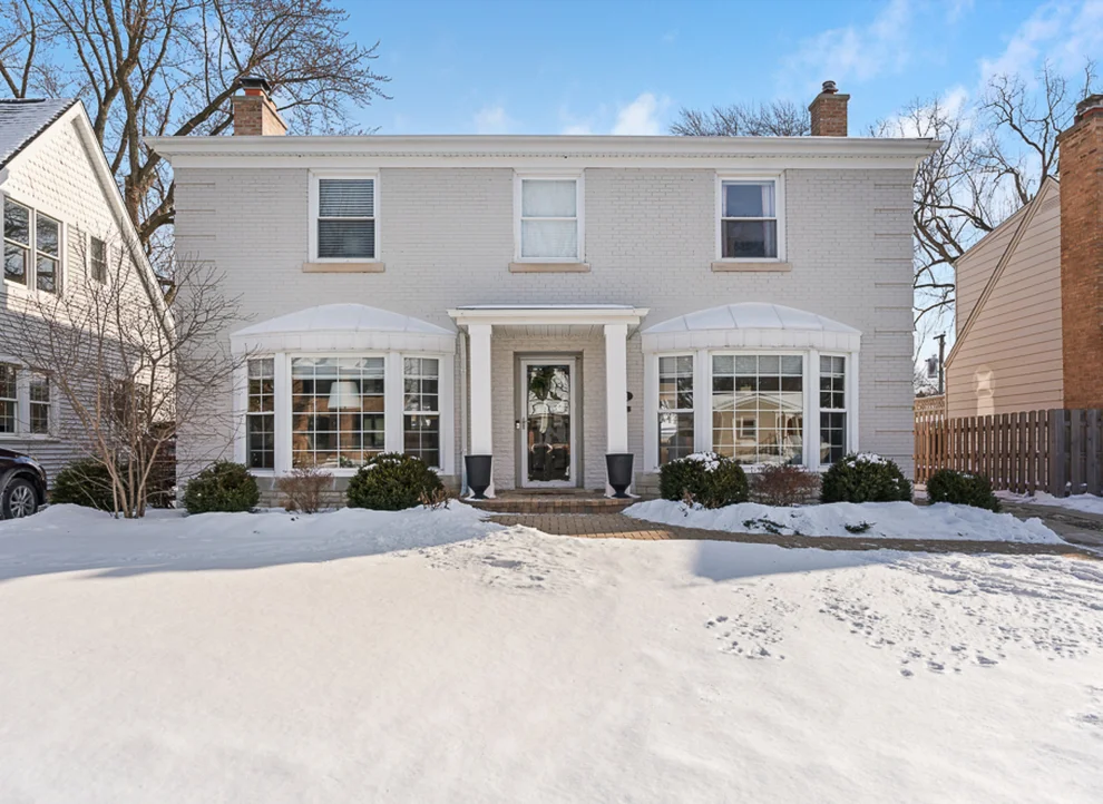 Unit for sale at 931 N Kennicott Avenue, Arlington Heights, IL 60004