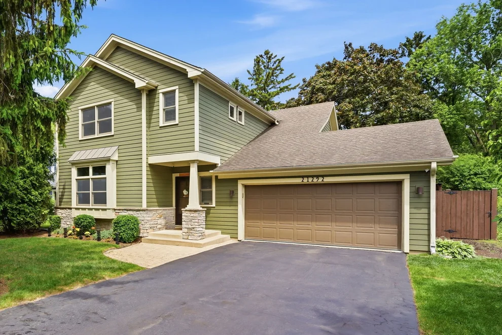 Unit for sale at 21292 W Starry Lane, Lake Zurich, IL 60047
