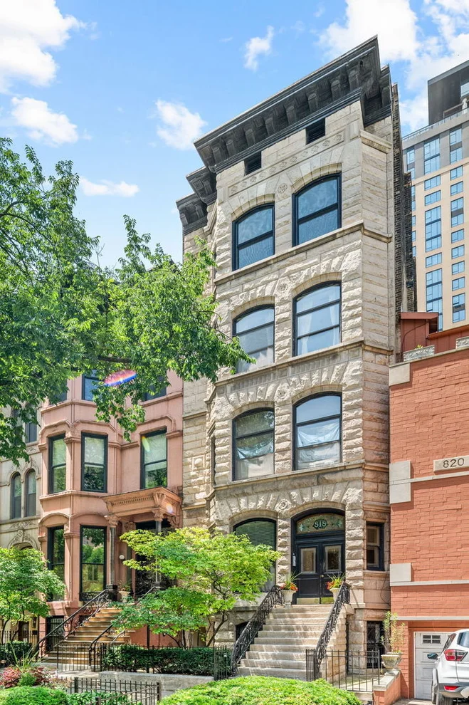 Unit for sale at 818 N Dearborn Street, Chicago, IL 60610