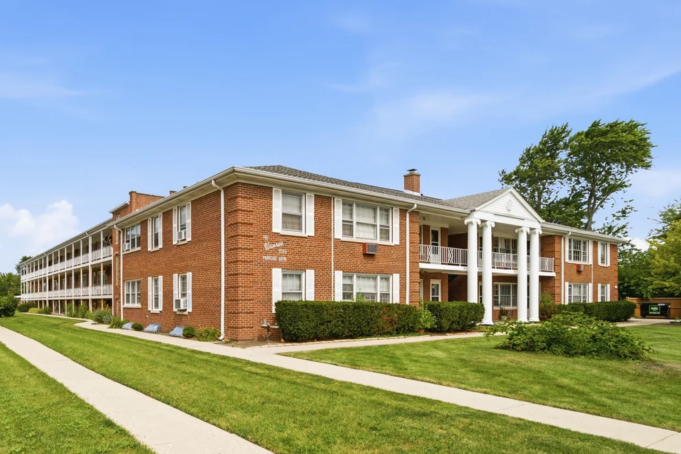 Unit for sale at 2000 Parkside Drive, Park Ridge, IL 60068