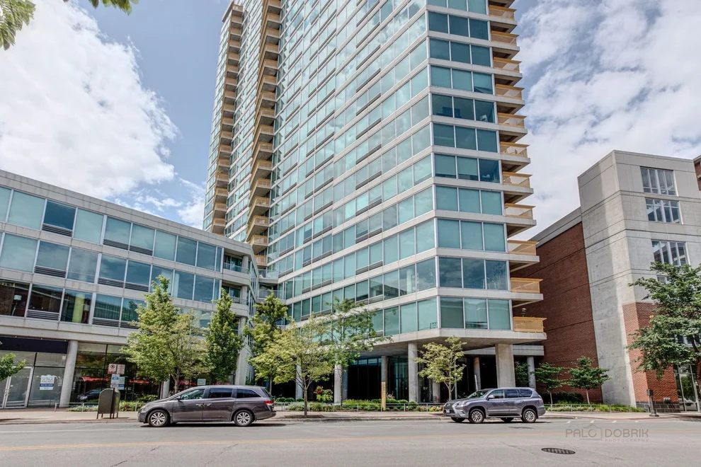 Unit for sale at 1720 Maple Avenue, Evanston, IL 60201