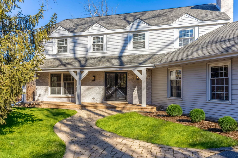 Unit for sale at 21 N Ridge Road, Lake Forest, IL 60045