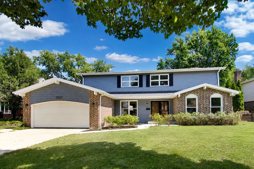 Unit for sale at 1317 S Yale Avenue, Arlington Heights, IL 60005