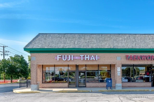 Unit for sale at 1000 Weiland Road, Buffalo Grove, IL 60089