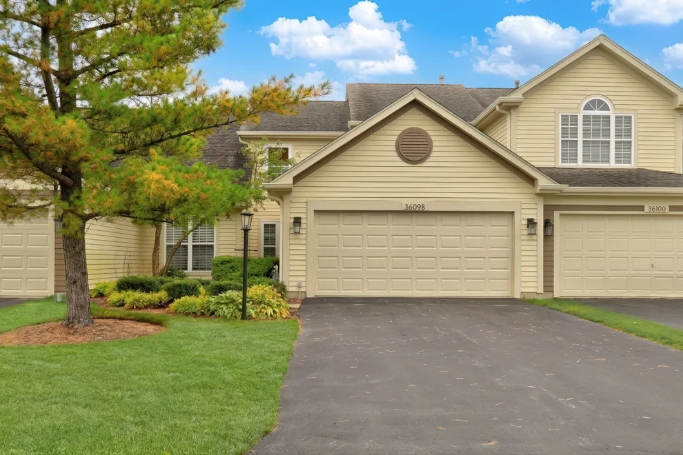 Unit for sale at 36098 N New Bridge Court, Gurnee, IL 60031