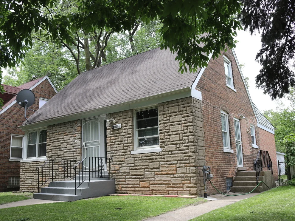 Unit for sale at 10134 S Bensley Avenue, Chicago, IL 60617